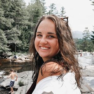 Meet your Posher, Julia